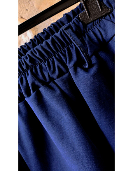 Navy blue bermuda trousers