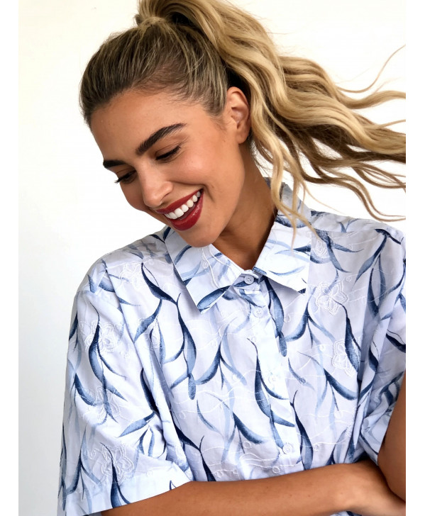 Blue leaves shirt