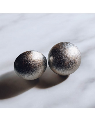 Silver pump earrings 