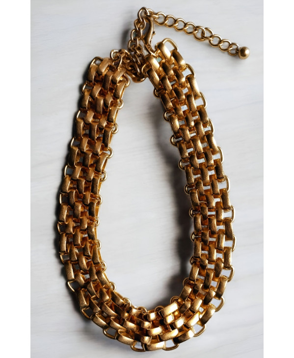 Budapest chain necklace