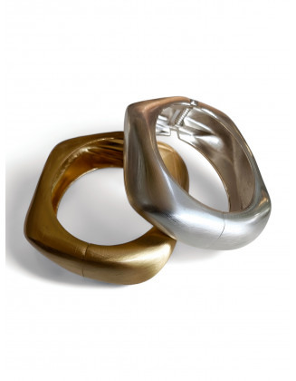 Structure bangle bracelet 