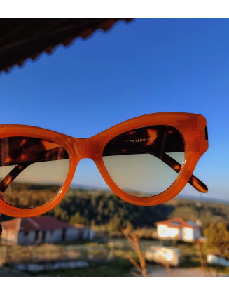 Evora by Cardi eyewear (caramel tartarouga)
