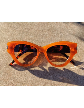 Evora by Cardi eyewear (caramel tartarouga)