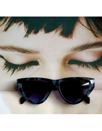 Azul tigressa shades