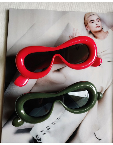 Cardi Bee shades 